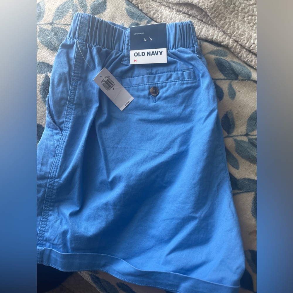 New with tags Old Navy pull on shorts 3.5 inch inseam